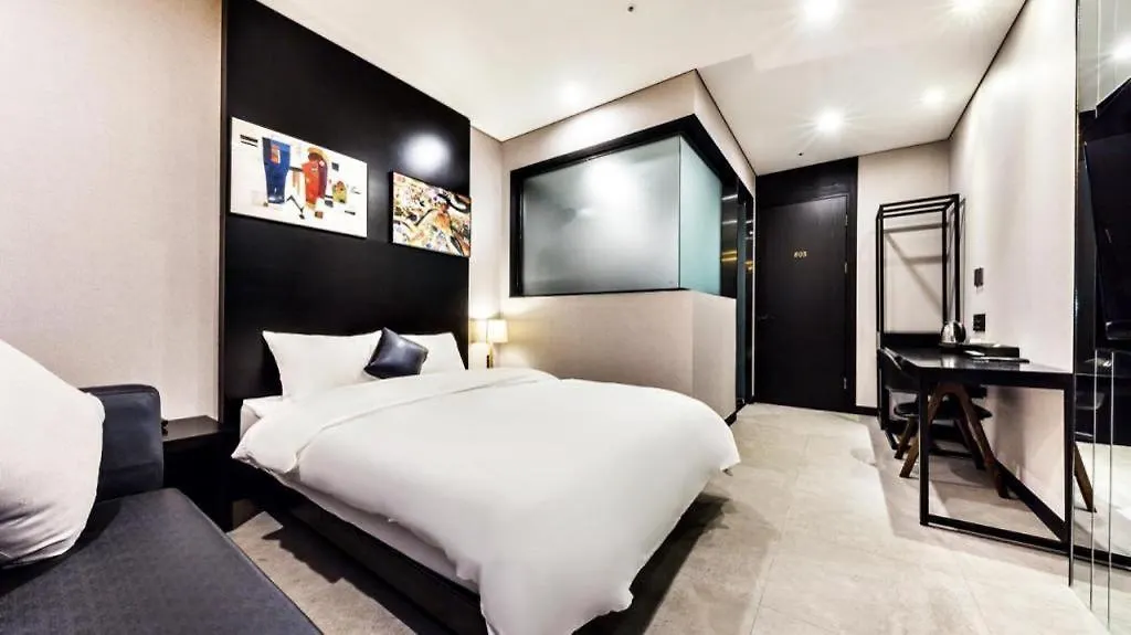 Hotel Senne Seoul 3*,