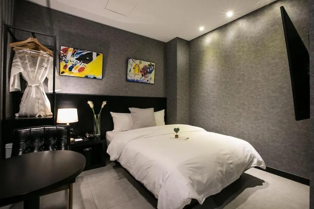 Hotel Senne Seoul 3*,  South Korea